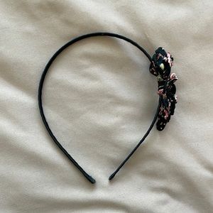 Cute Black Hairband (bought in Korea)